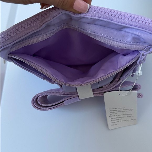 lululemon athletica Purple 2L belt Bag - Picture 5 of 5